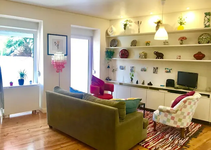 Sweet Apartment With Terrace In Central