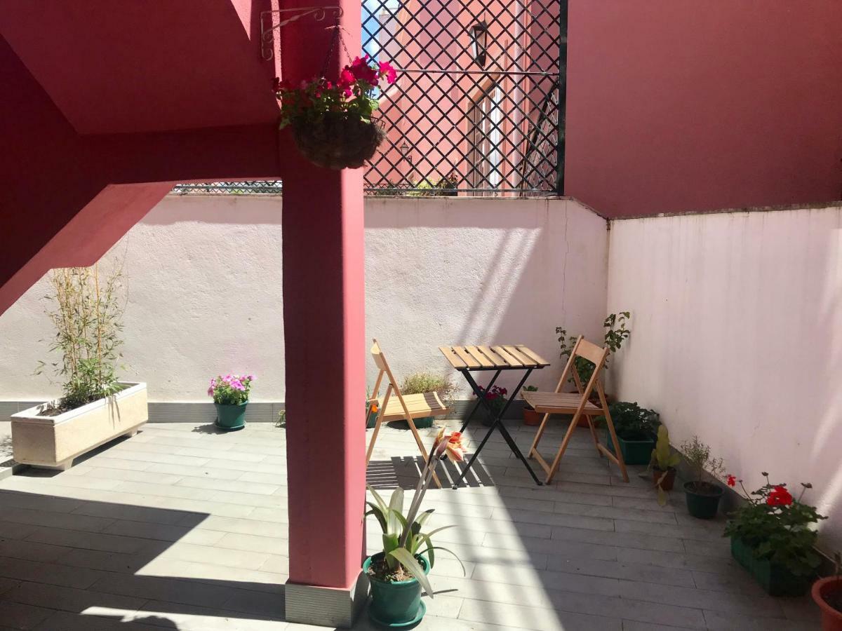 Sweet With Terrace In Apartment Lisbon